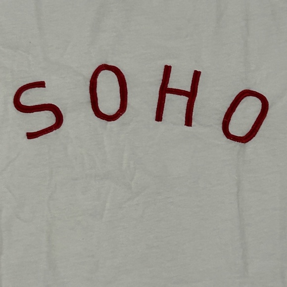 Women's/Jr Brandy Melville SOHO T-shirt - SMALL - Picture 2 of 4